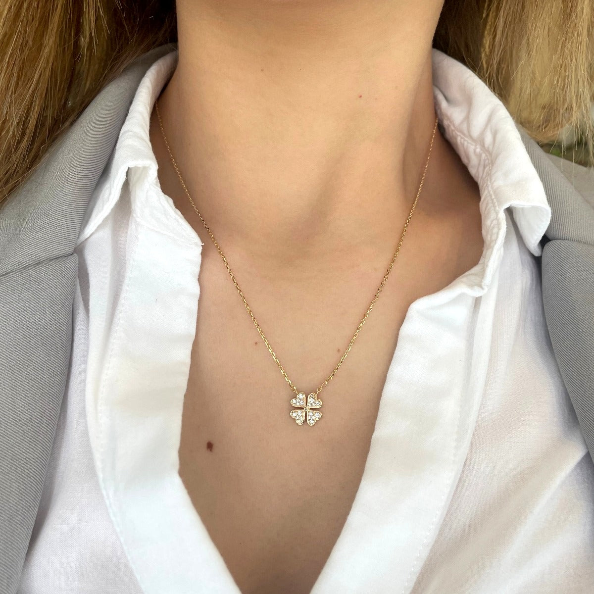 collier trefle serti
