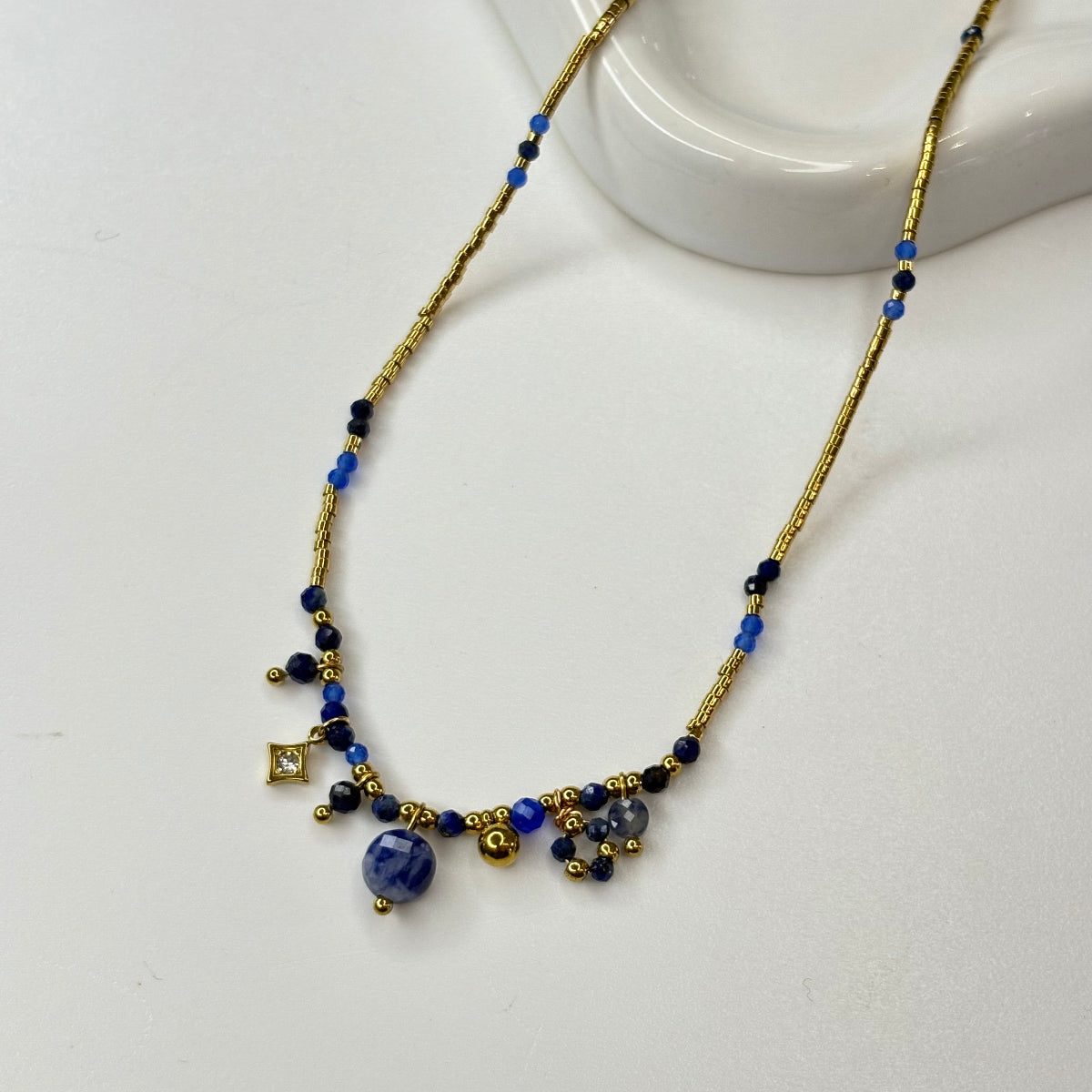 collier lupita lapis lazuli