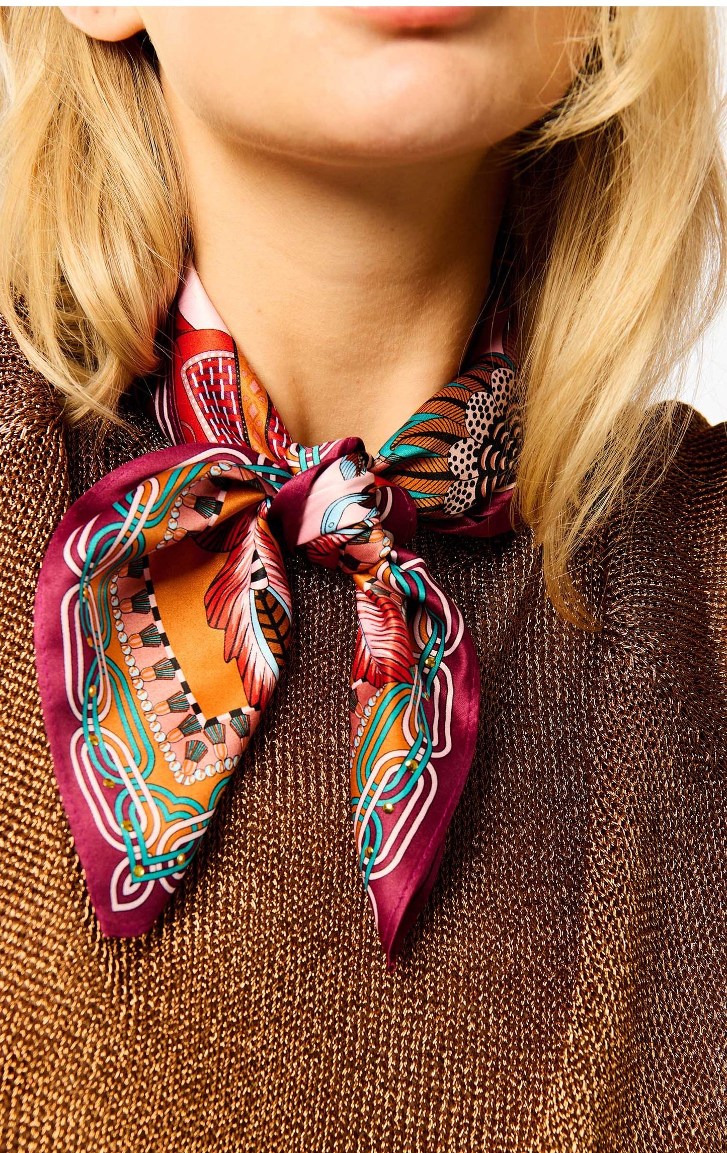 WILD BY HIPANEMA
FOULARD PONY PONY
COULEUR ROSE
TAILLE MINI : 55cm x 55cm
MATIERE : POLYESTER RECYCLE