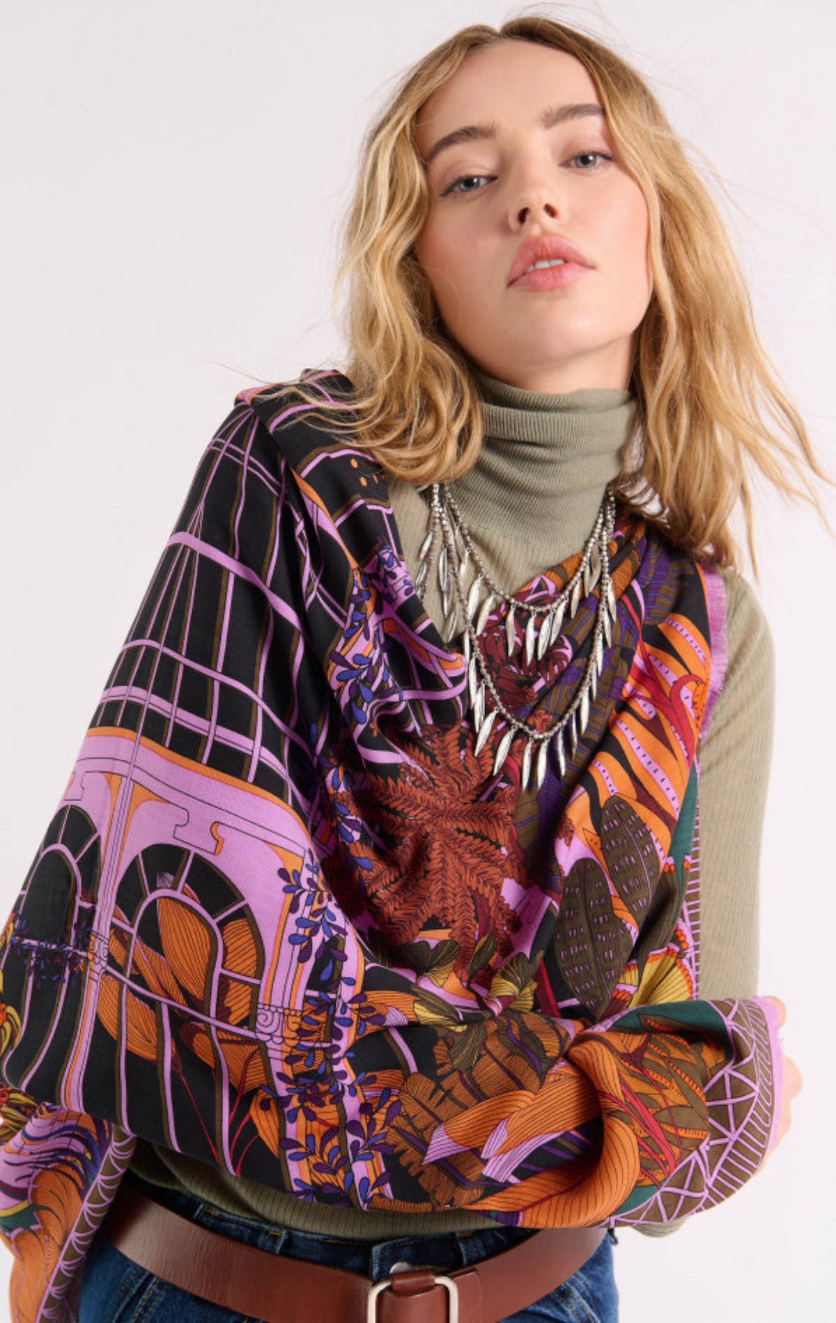 Foulard jardin d'hiver noir Wild by Hipanema
Big foulard jardin d'hiver noir Wild by Hipanema
Foulards marque française