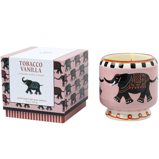 Bougie parfumée Paddywax A Dopo Elephant 
Tobacco Vanilla
Senteurs : Cannelle, Clou de Girofle e Cèdre
226 g / 8 oz
Idée de cadeau, cocooning, bougie parfumée, bougie aesthetic
