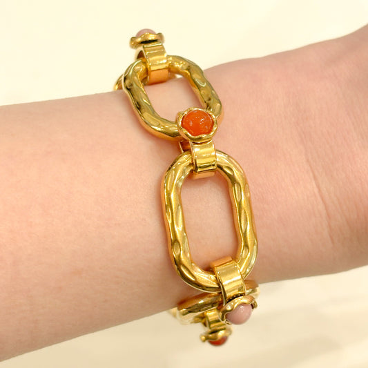 Bracelet Nellie acier inoxydable doré et pierres naturelles
Gris collection Gris Bijoux
Bijouterie Paris 16
Concept store bijoux et accessoires Paris 16
Boutique bijoux paris 16