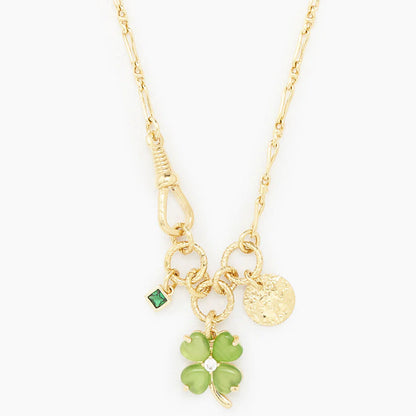 Collier Serenity vert Virginie Berman
Laiton Plaqué or 18 carats
Pendentif trèfle cristal ver
Zircon vert
Créatrice de bijoux française
Marque française de bitjoux
Made in France
It Girl Necklace
French brand 
French jewelry