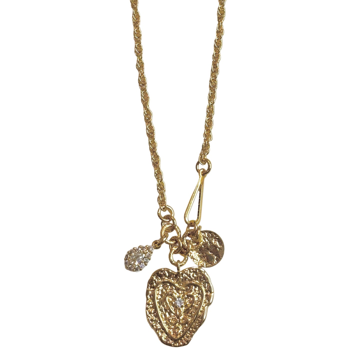 Collier rare pendentif coeur de la créatrice parisienne Virginie Berman
Laiton doré 18k et charms