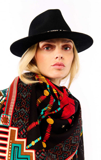 Grand foulard nouveau western Noir
Wild by Hipanema
130 x 130