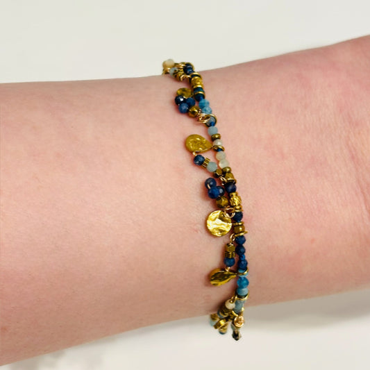 Bracelet Eva en pierres naturelles et pampilles dorées acier inoxydable
lapis lazuli 