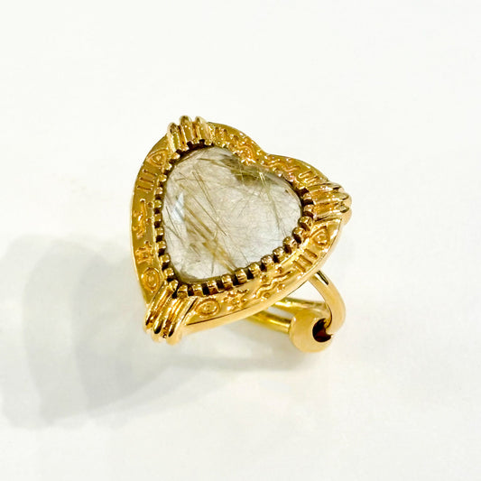 Bague cœur Au Fil de Lo 
Quartz Rutile d'Or et plaqué or 18 carats 
Taille réglable  
