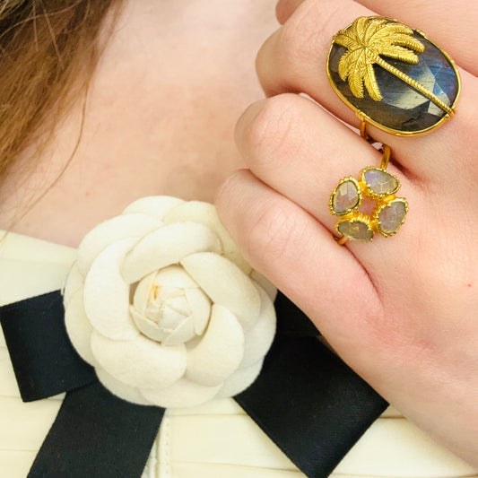 Bagues Au fil de Lo plaqué or et pierres naturelles taille réglable 
Bague Palmier Au fil de Lo 
Plaqué or 18 carats et 3 microns 