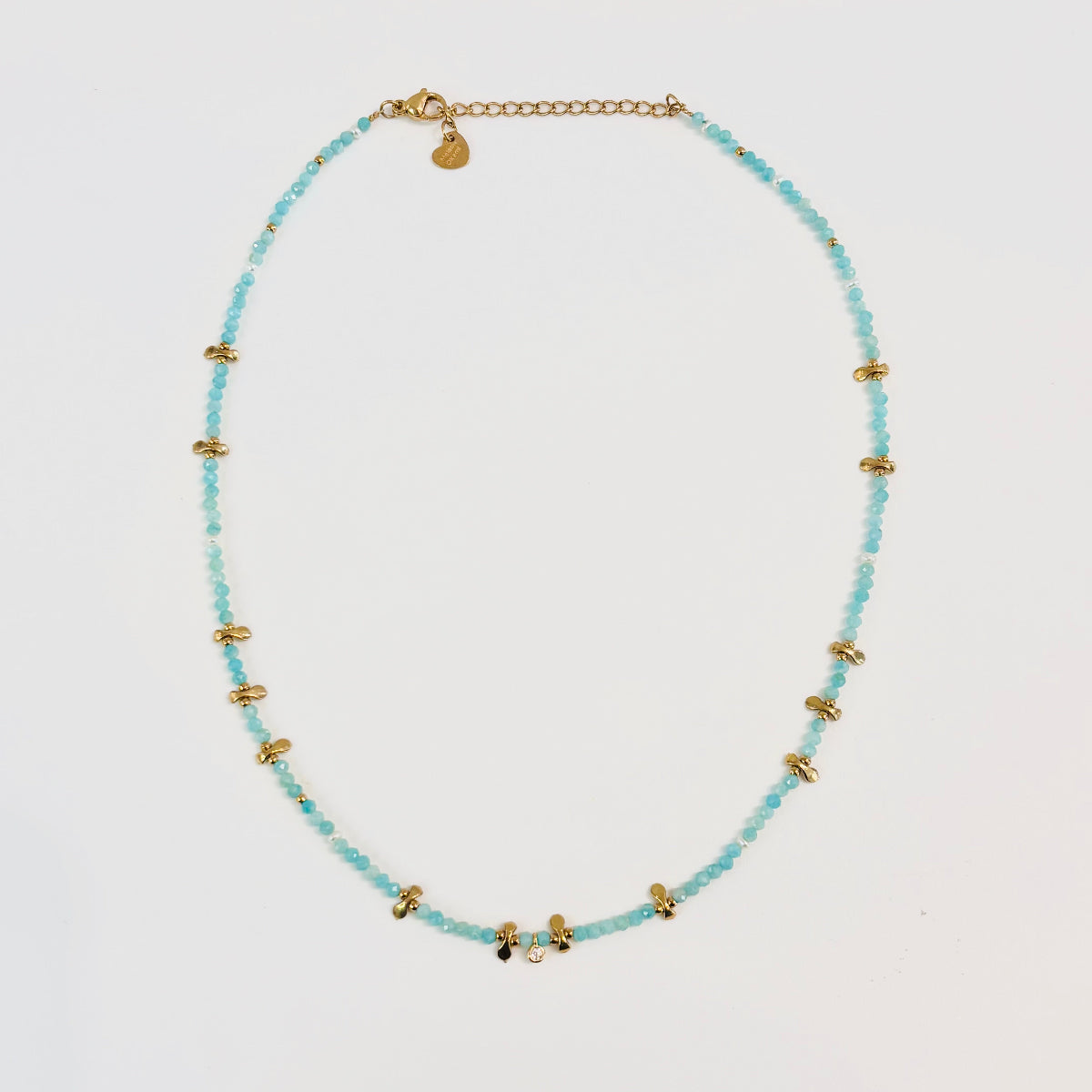 Collier Azura Gris Collection 
Collier en acier inoxydable doré et perles d'amazonite bleue véritable 
collier pierre naturelle amazonite
Créateur français bijoux
Bijouterie fantaisie Paris 16ème
Bijoux pierres naturelles
Bijoux Acier Inoxydable doré