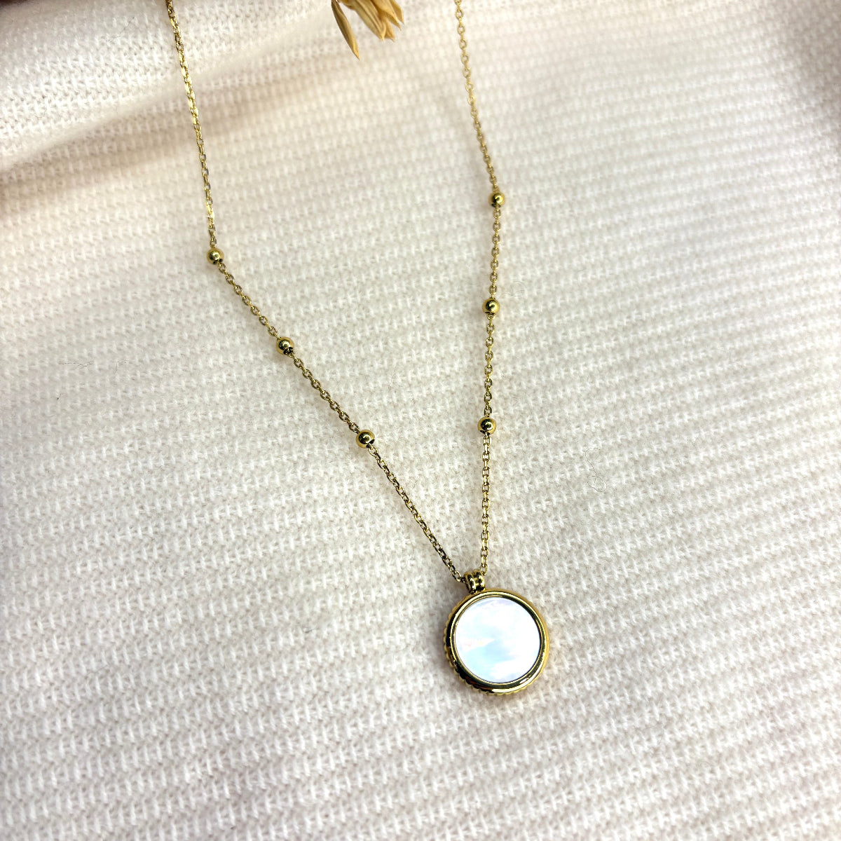 collier lilou nacre blanche