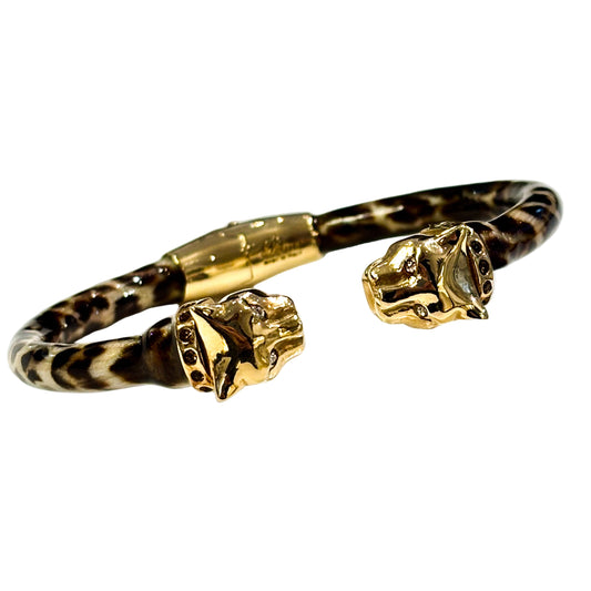 Jonc Léopard - Polina Firenze
Marque italienne 
Fabrication artisanale
Plaqué or
Ouverture pratique 
Made in Italy 
Bijou Luxe accessible 
