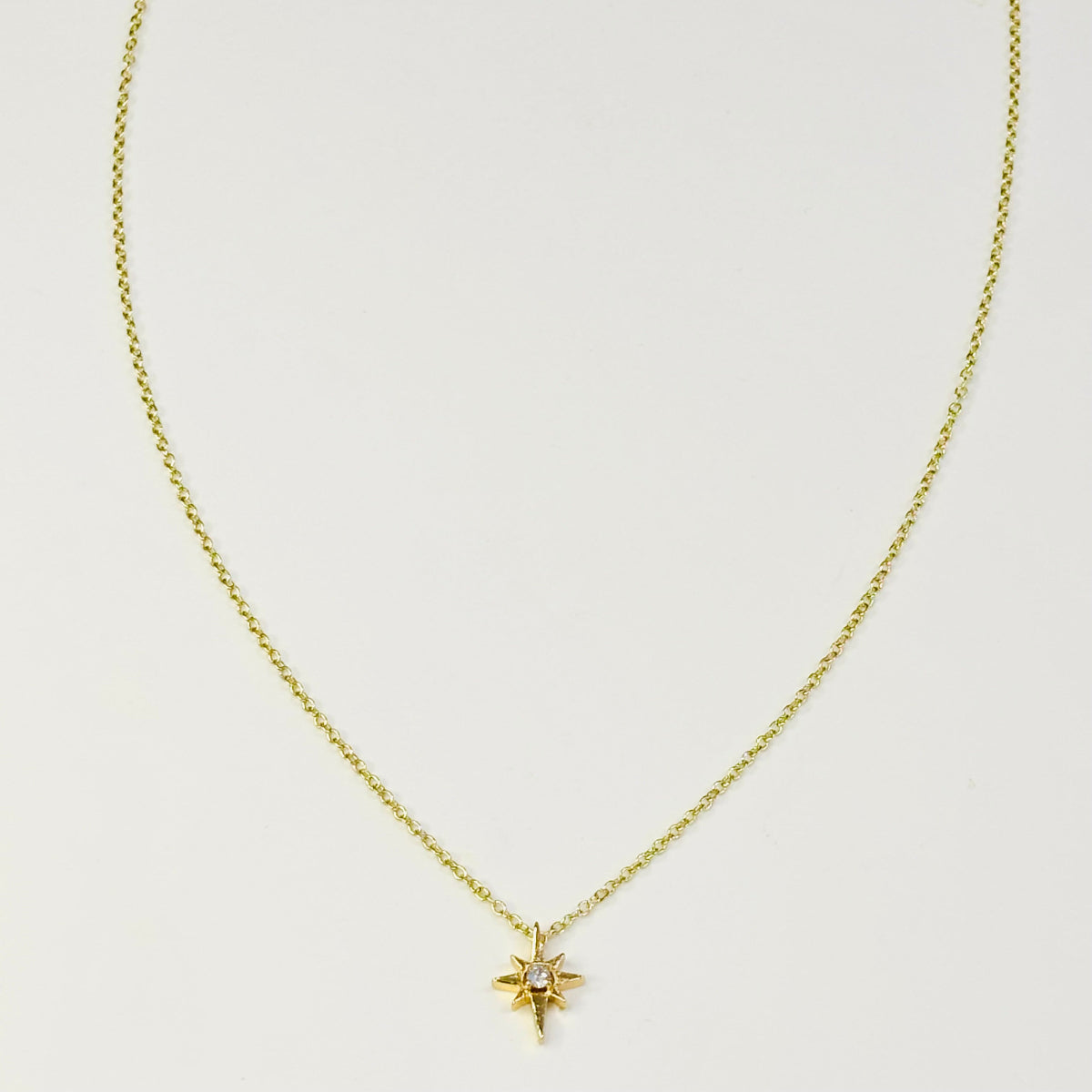 Bijou de taille Nova bijouterie Paris 16
Chaine de corps bijou acier inoxydable doré avec pendentif étoile sertie
Bijou de taille pampille étoile acier inoxydable doré
Chaine de ventre acier inoxydable doré étoile bijou 
Bijou de corps acier inoxydable Paris
Bijouterie paris 16
Bijoux originaux Paris