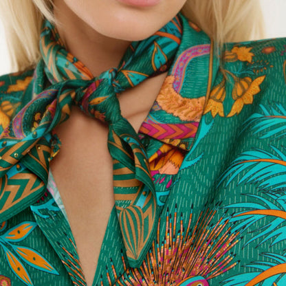 foulard magic india mini vert porté